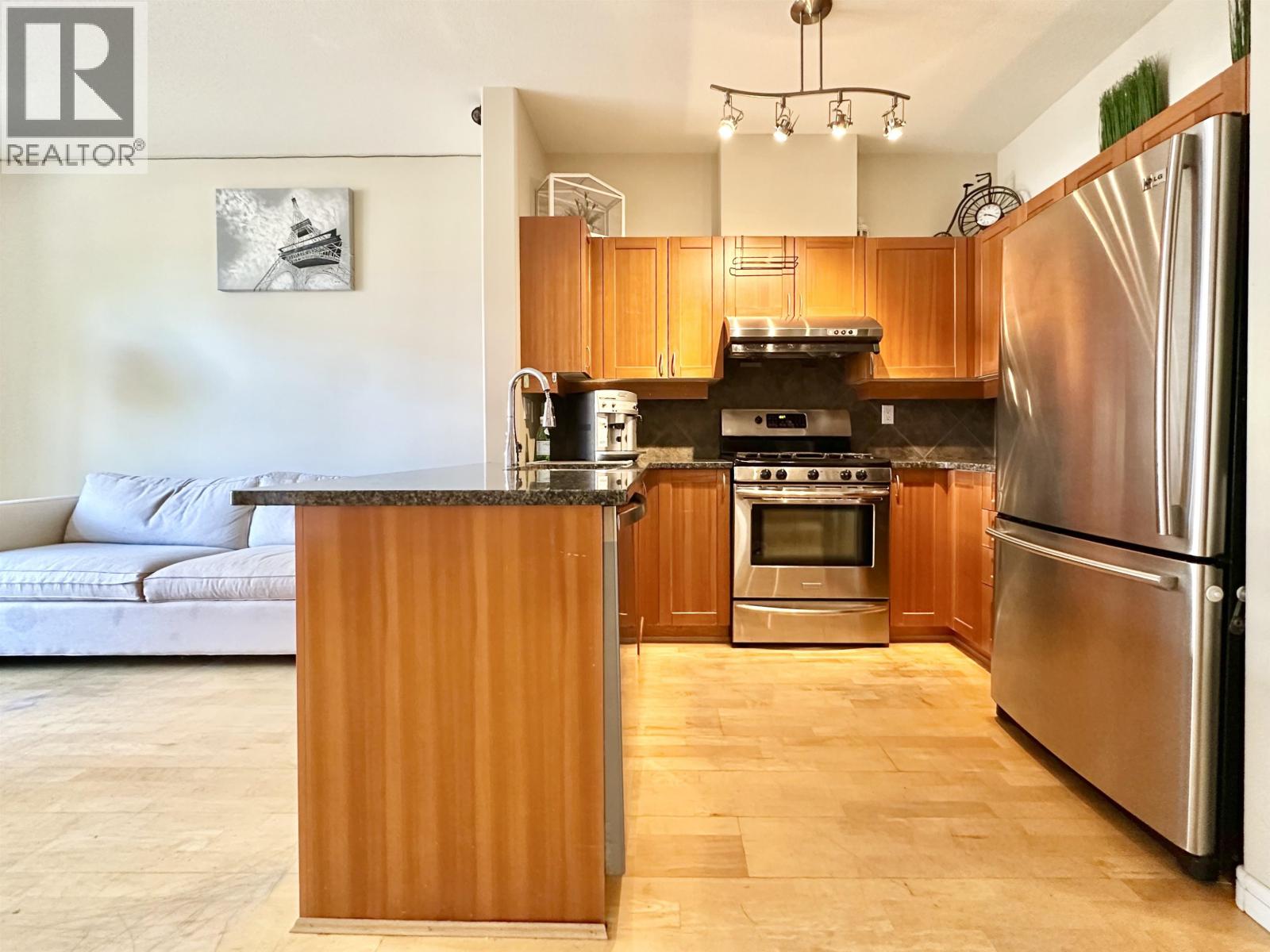 2688 Vine, Vancouver, British Columbia  V6K 4T6 - Photo 7 - R3142696