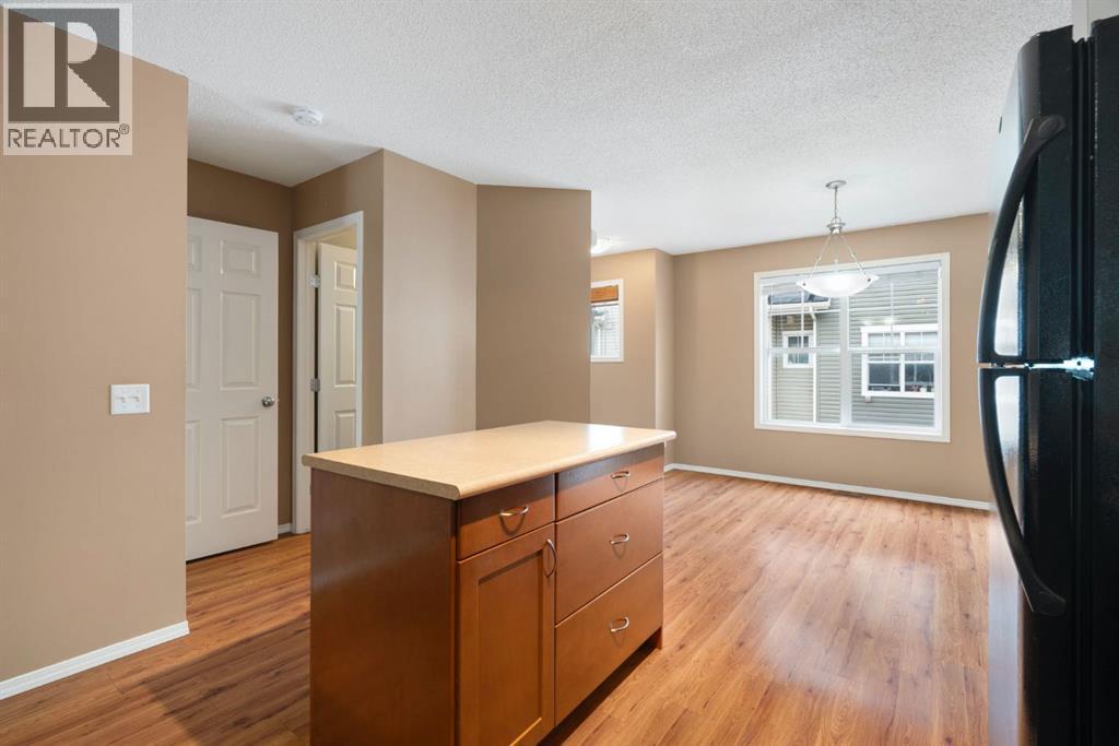 361 Elgin Gardens SE, Calgary, Alberta  T2Z 4T5 - Photo 11 - A2326404