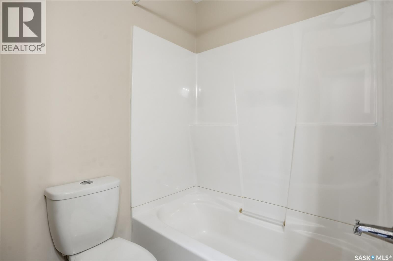19 Martin Crescent, Regina, Saskatchewan  S4S 6L6 - Photo 38 - SK041471