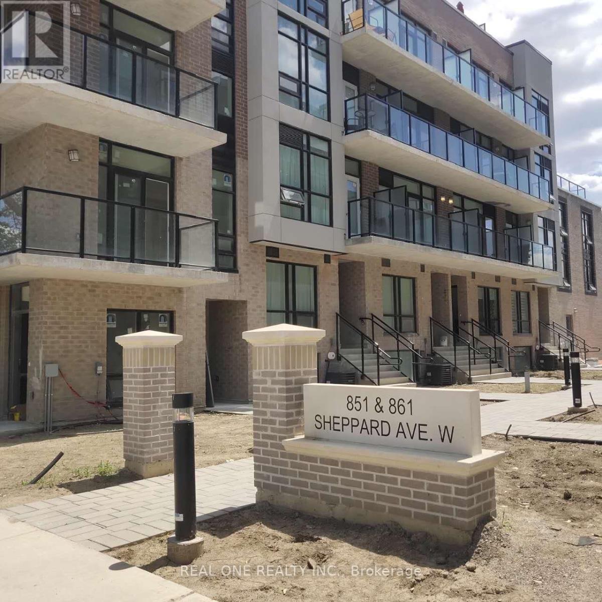 13 - 851 SHEPPARD AVENUE W, Toronto, Ontario