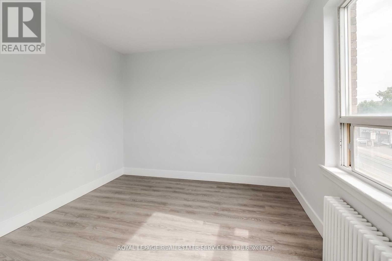 308 - 2908 St Clair Avenue E, Toronto (O'connor-Parkview), Ontario  M4B 1N7 - Photo 19 - E13521958