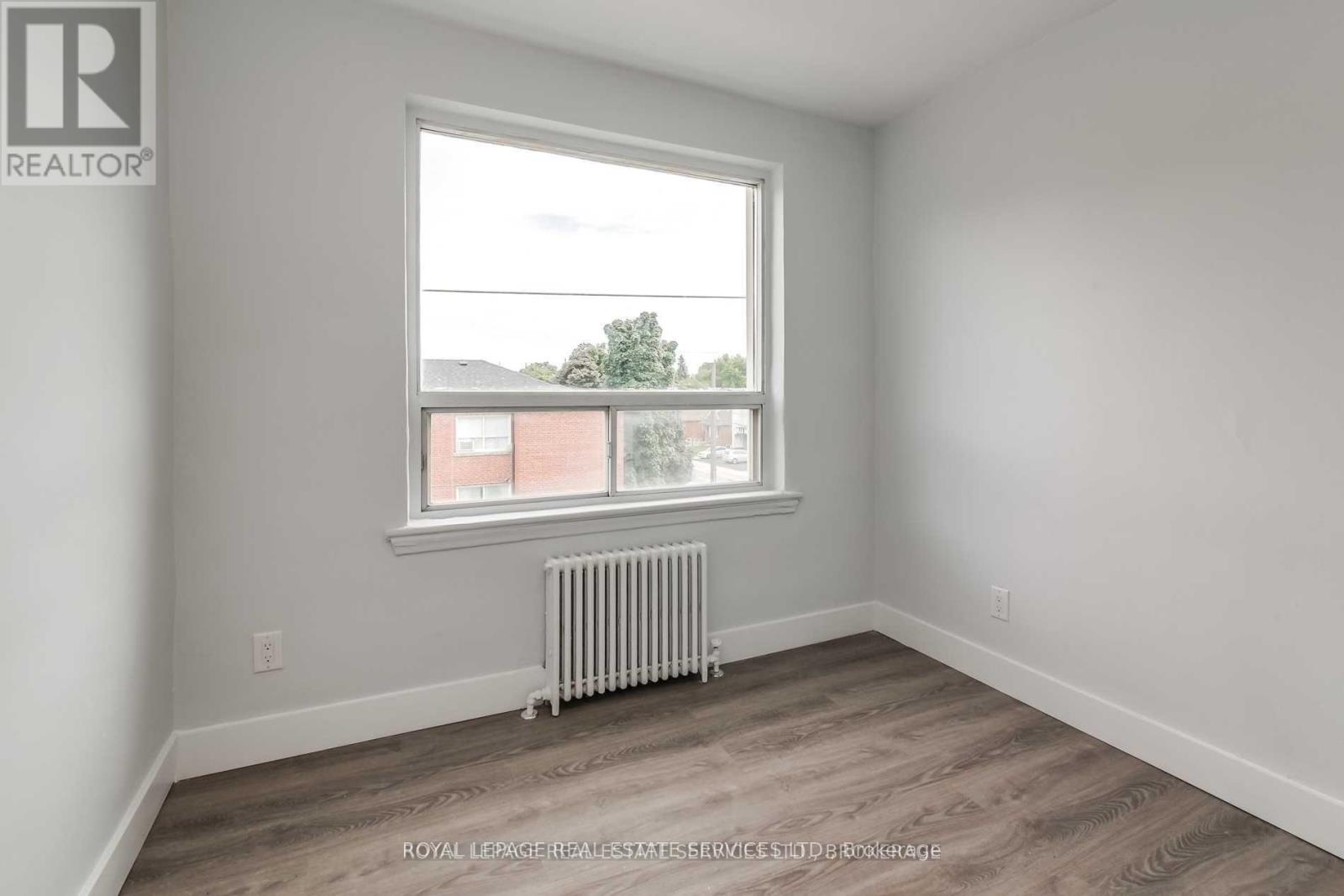 308 - 2908 St Clair Avenue E, Toronto (O'connor-Parkview), Ontario  M4B 1N7 - Photo 23 - E13521958
