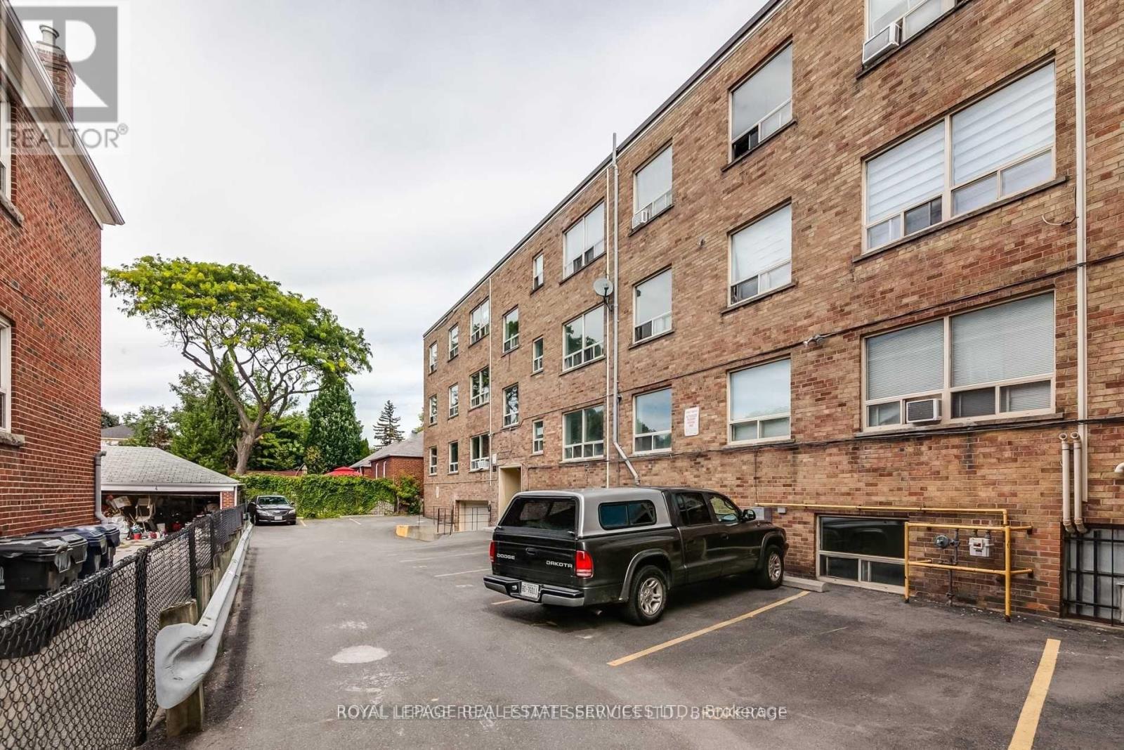 308 - 2908 St Clair Avenue E, Toronto (O'connor-Parkview), Ontario  M4B 1N7 - Photo 29 - E13521958