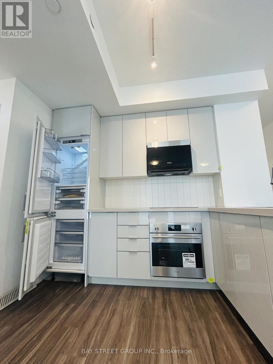 1018 - 10 Abeja Street, Vaughan, Ontario  L4K 0R4 - Photo 10 - N13521952