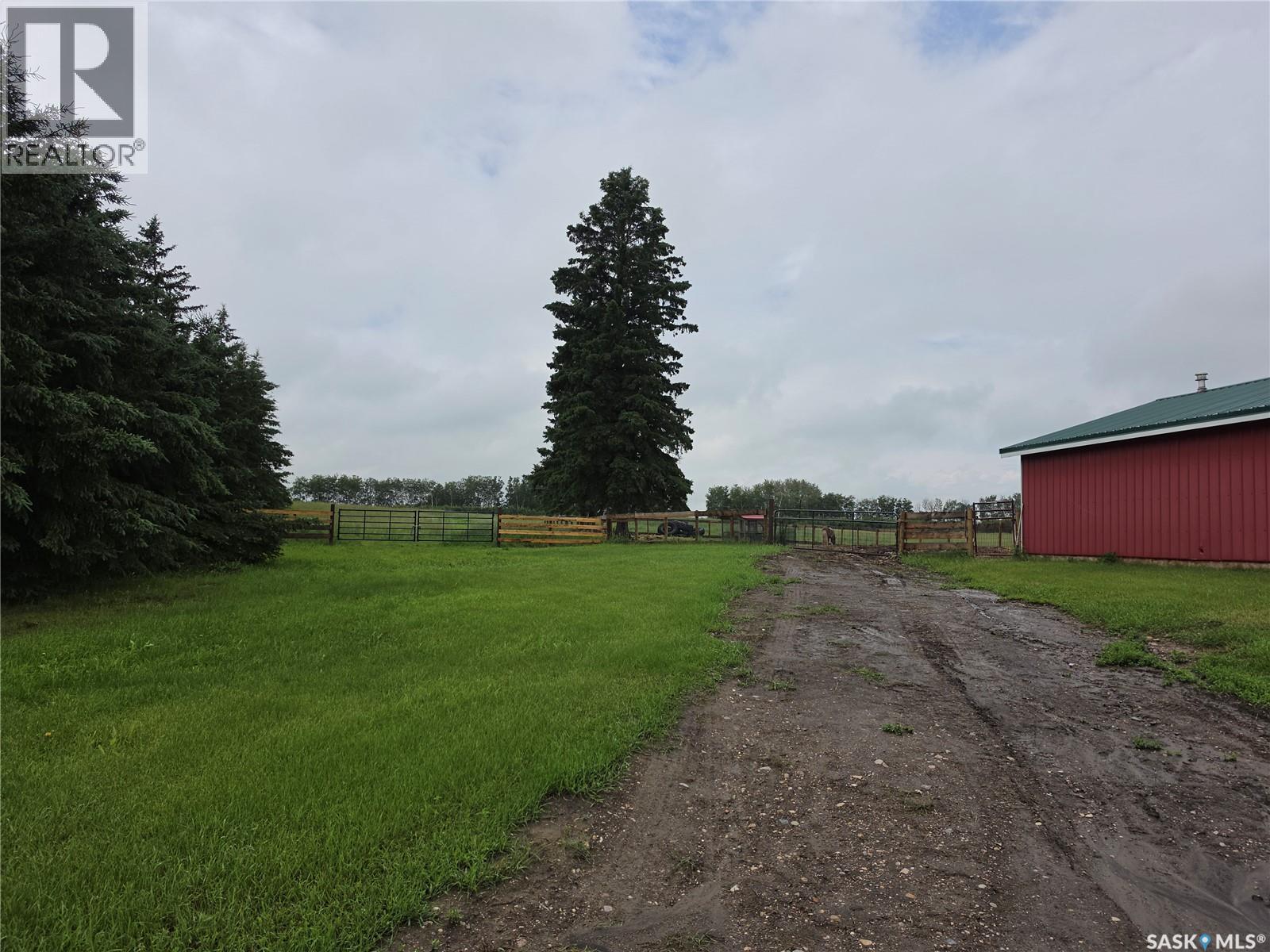 Peiffer Acreage, Hillsdale Rm No. 440, Saskatchewan  S0M 1M0 - Photo 45 - SK041434