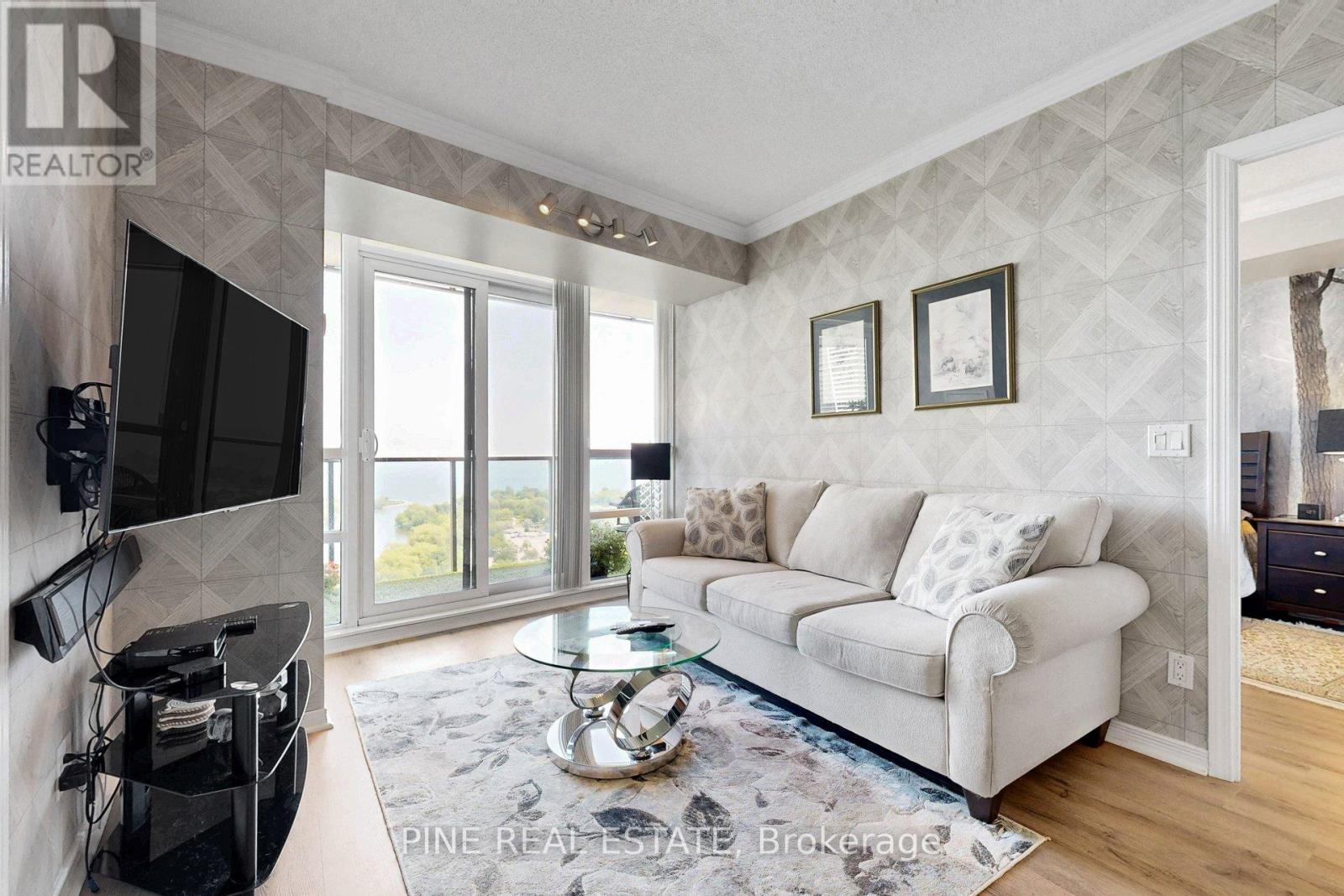 1807 - 2230 Lake Shore Boulevard W, Toronto, Ontario  M8V 0B2 - Photo 17 - W13521934