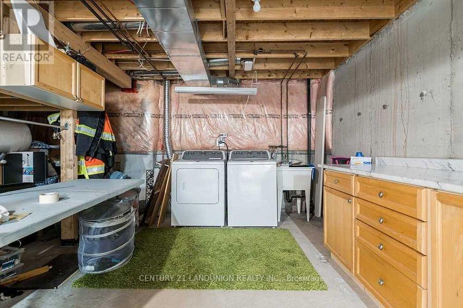 117 Gatwick Drive, Oakville, Ontario  L6H 6V2 - Photo 12 - W13521968