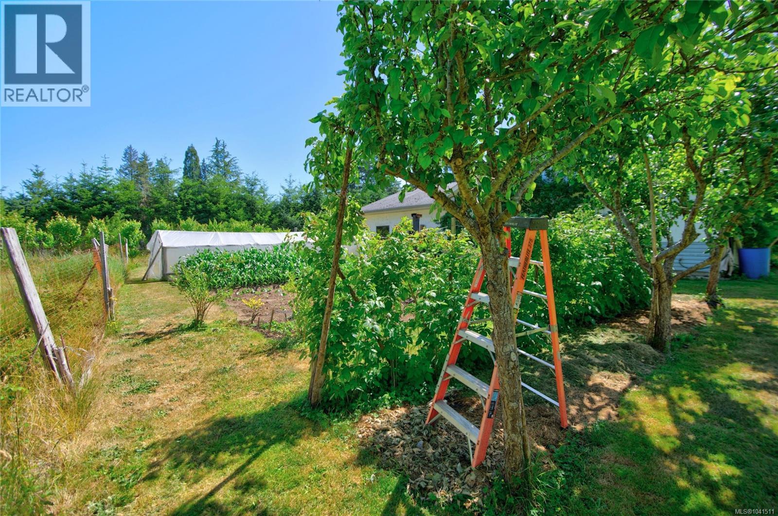 2115 Cumberland Rd, Courtenay, British Columbia  V9N 2G1 - Photo 25 - 1041511