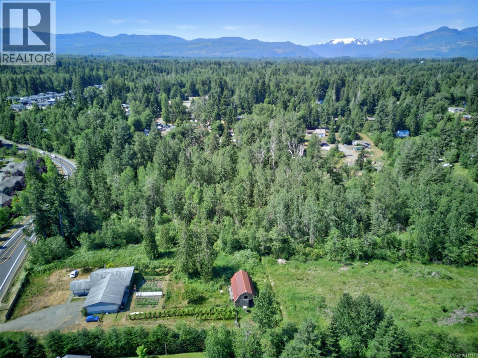 2115 Cumberland Rd, Courtenay, British Columbia  V9N 2G1 - Photo 30 - 1041511