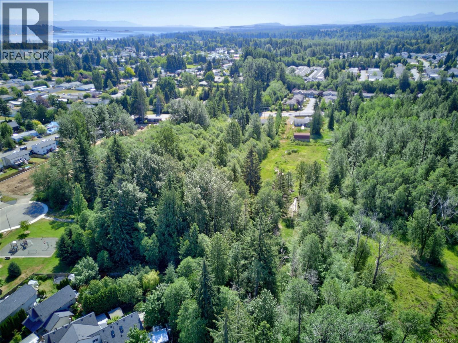 2115 Cumberland Rd, Courtenay, British Columbia  V9N 2G1 - Photo 32 - 1041511