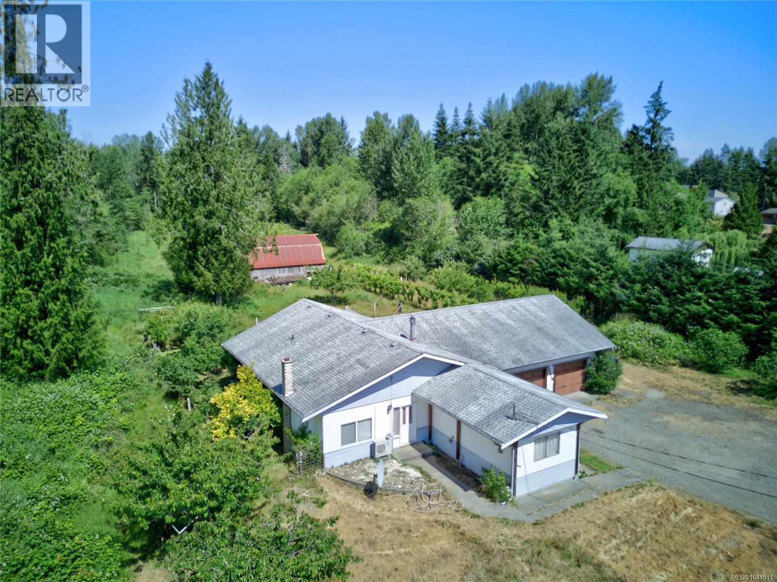 2115 Cumberland Rd, Courtenay, British Columbia  V9N 2G1 - Photo 53 - 1041511
