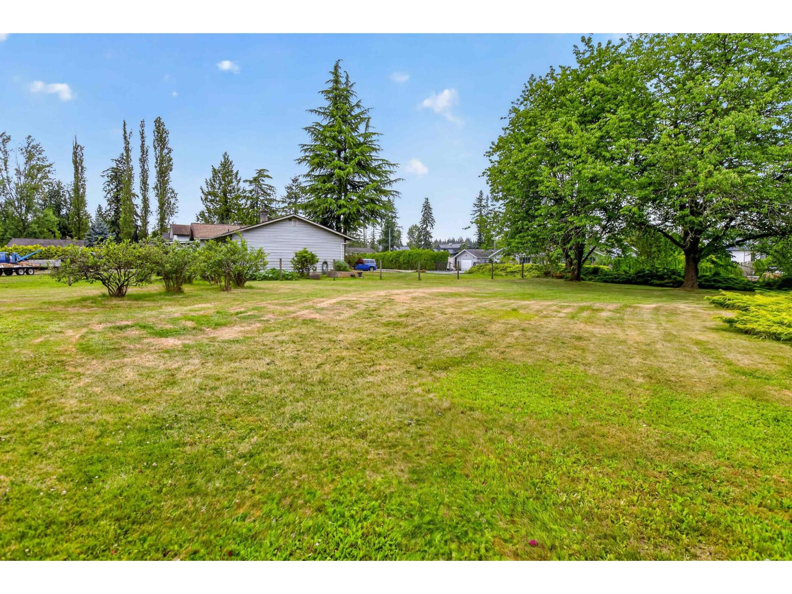 22979 71a Avenue, Langley, British Columbia  V2Y 2K1 - Photo 28 - R3142557