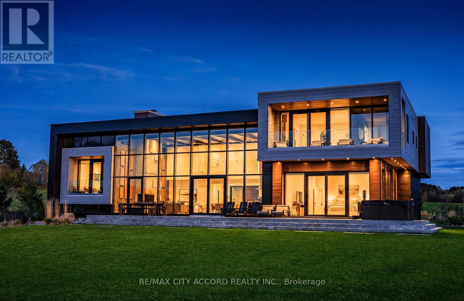 23 EUROPE LANE, Huntsville, Ontario