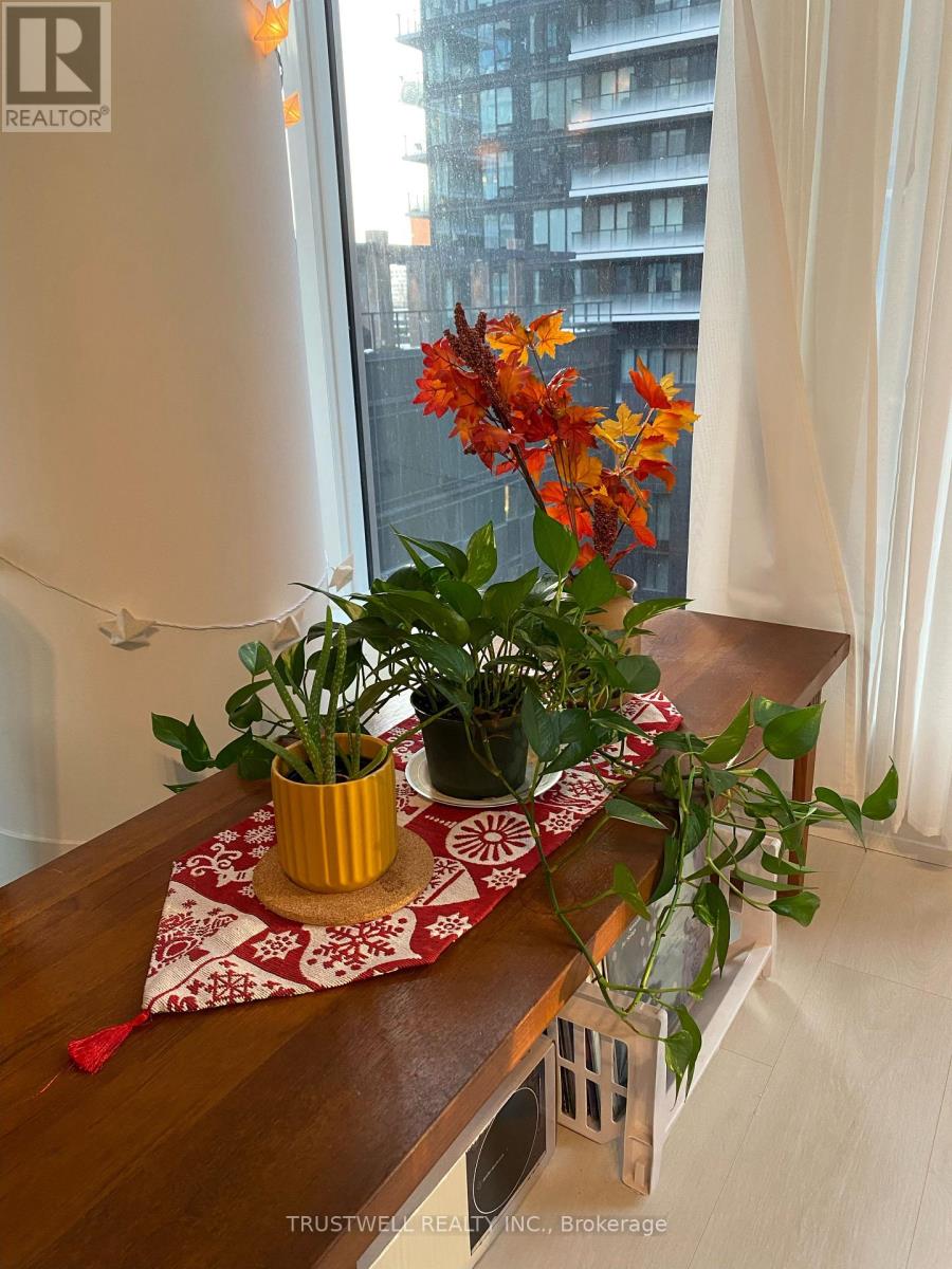 711 (Master Bedroom) - 15 Mercer Street, Toronto, Ontario  M5V 0T8 - Photo 2 - C13521990