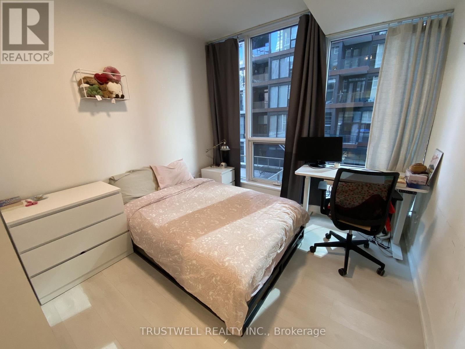 711 (Master Bedroom) - 15 Mercer Street, Toronto, Ontario  M5V 0T8 - Photo 8 - C13521990