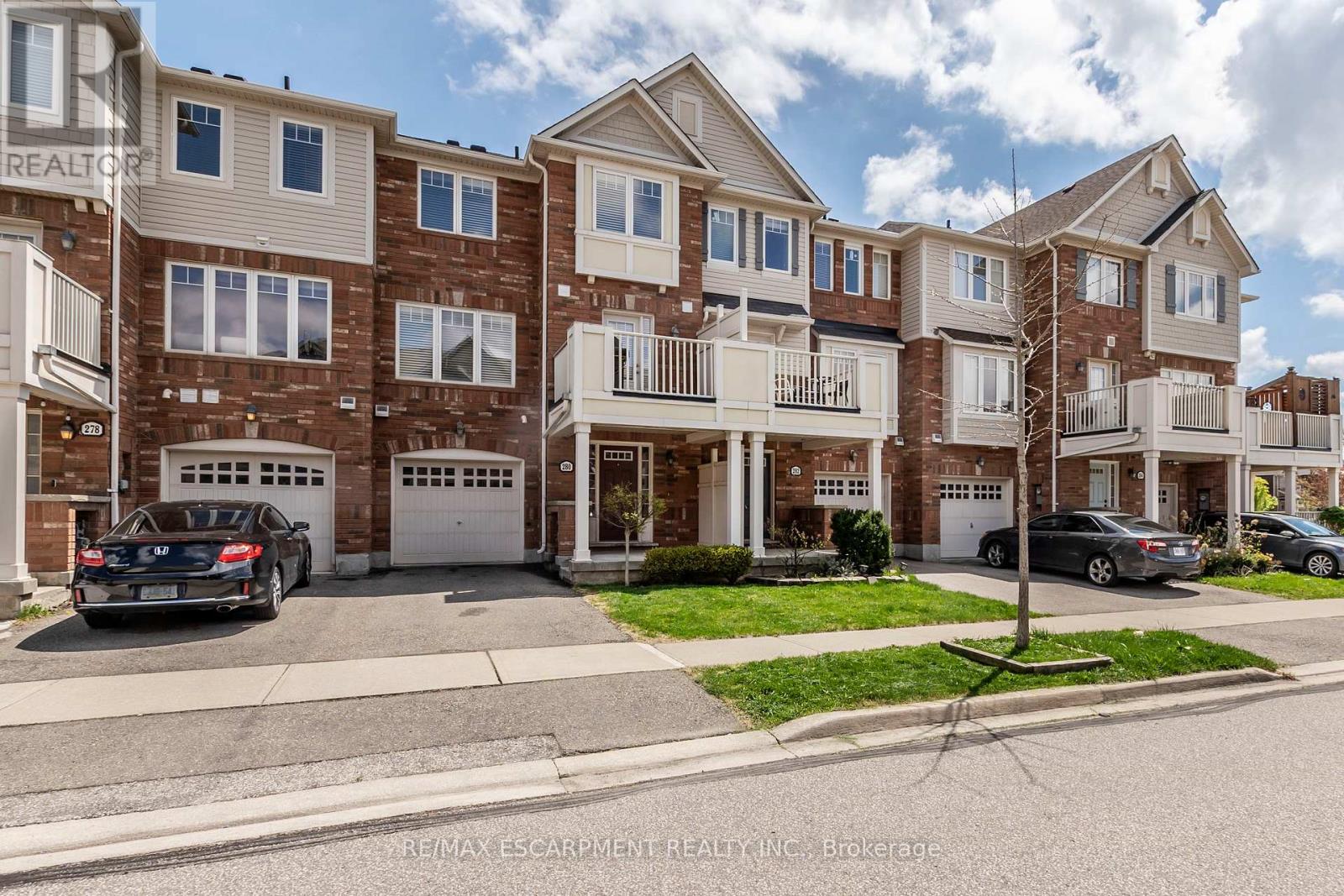 280 Wetenhall Landing, Milton, Ontario  L9T 7B5 - Photo 2 - W13521988