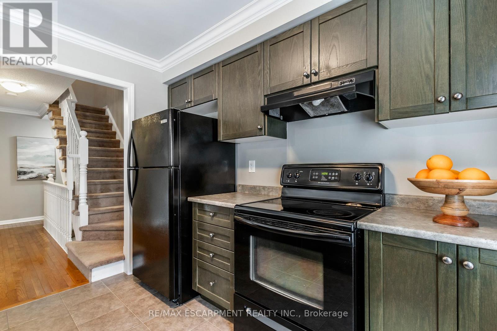 280 Wetenhall Landing, Milton, Ontario  L9T 7B5 - Photo 9 - W13521988