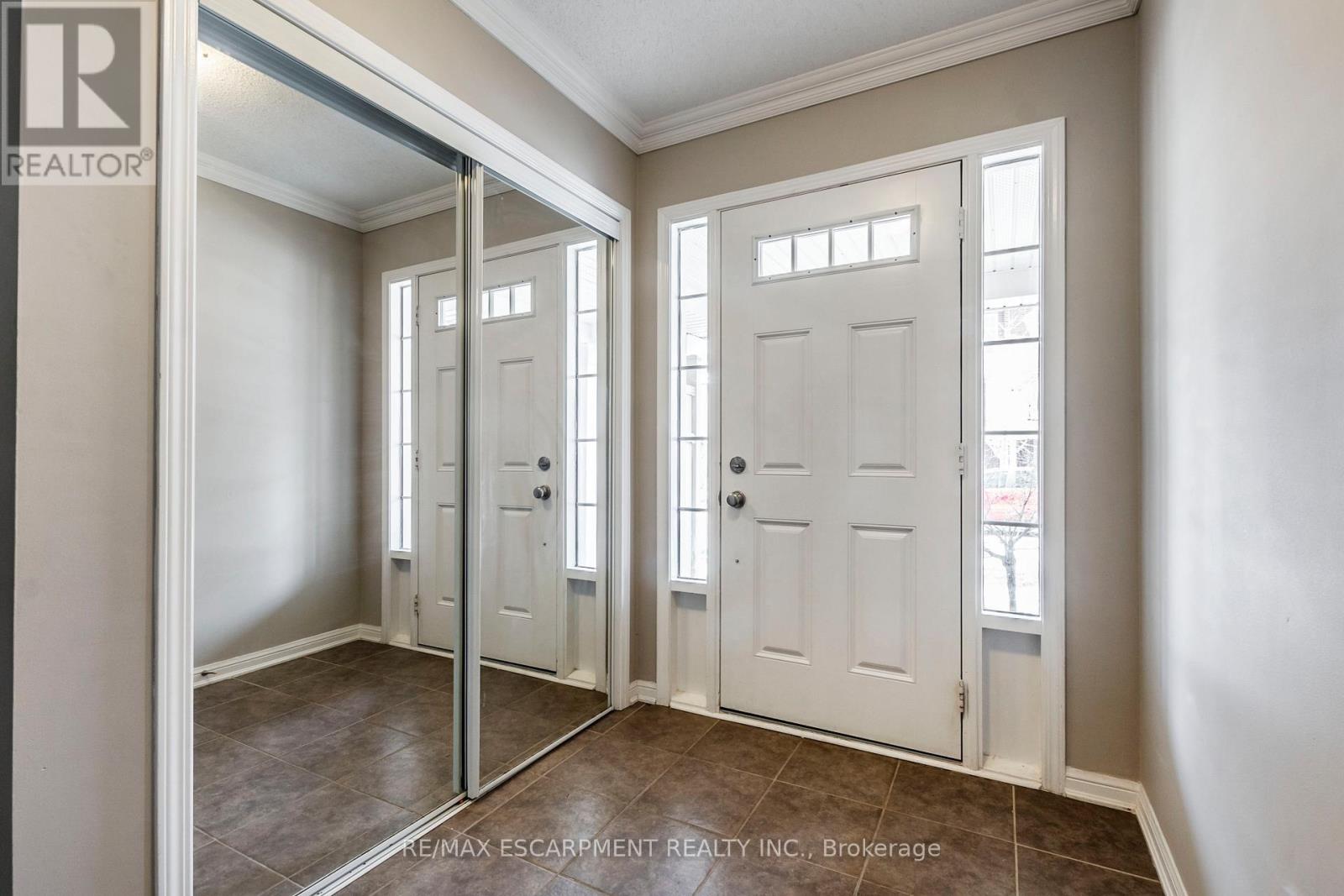 280 Wetenhall Landing, Milton, Ontario  L9T 7B5 - Photo 5 - W13521988