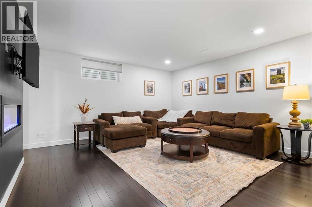33 Douglasview Park Se, Calgary, Alberta  T2Z 2R9 - Photo 21 - A2326256