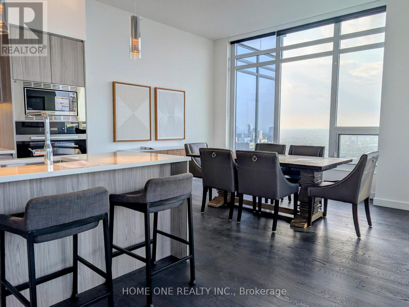6901 - 1 Concord City Place Way, Toronto, Ontario  M5V 0X3 - Photo 11 - C13017410
