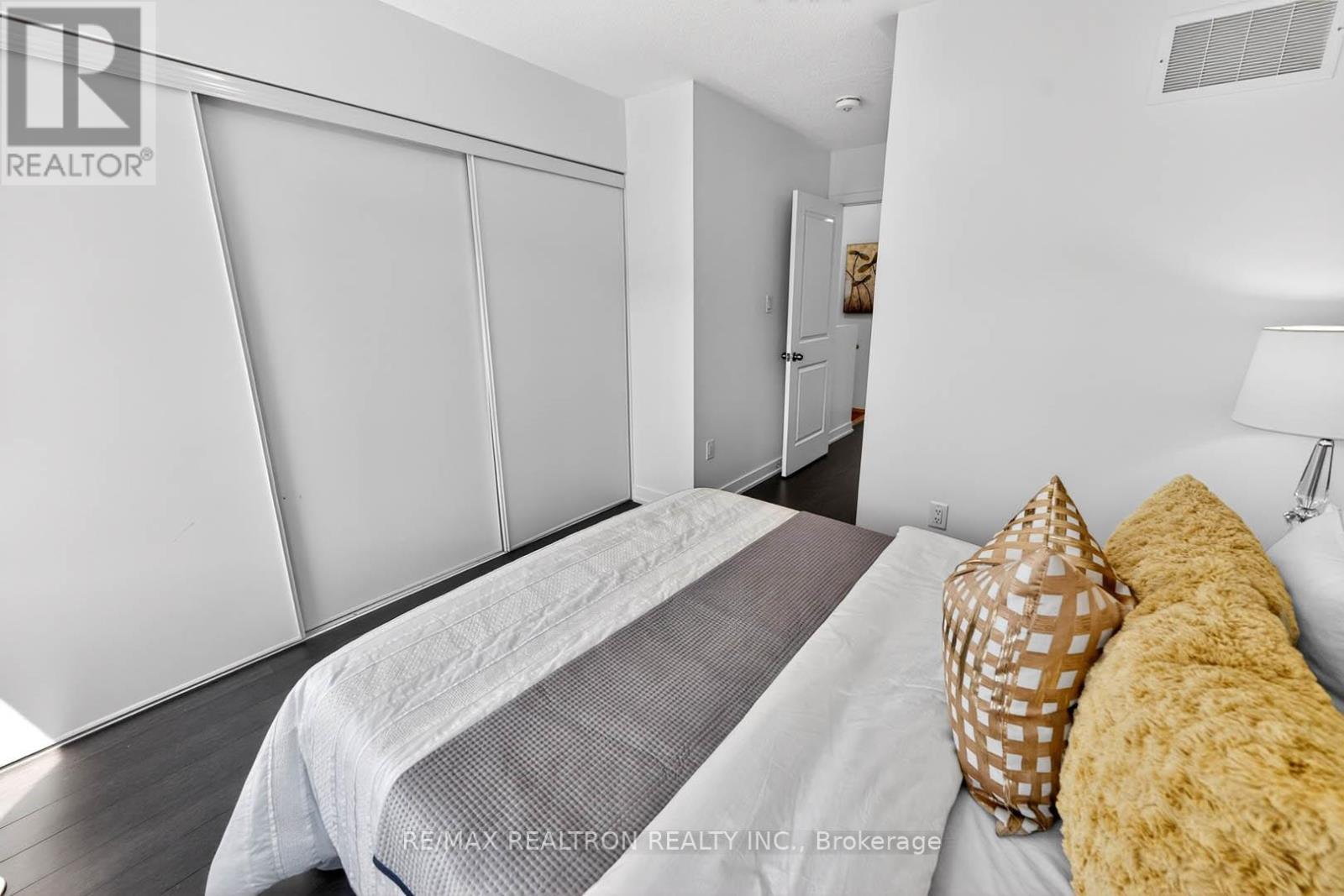 3 - 110 Stanley Greene Boulevard, Toronto, Ontario  M3K 0C8 - Photo 37 - W13480966