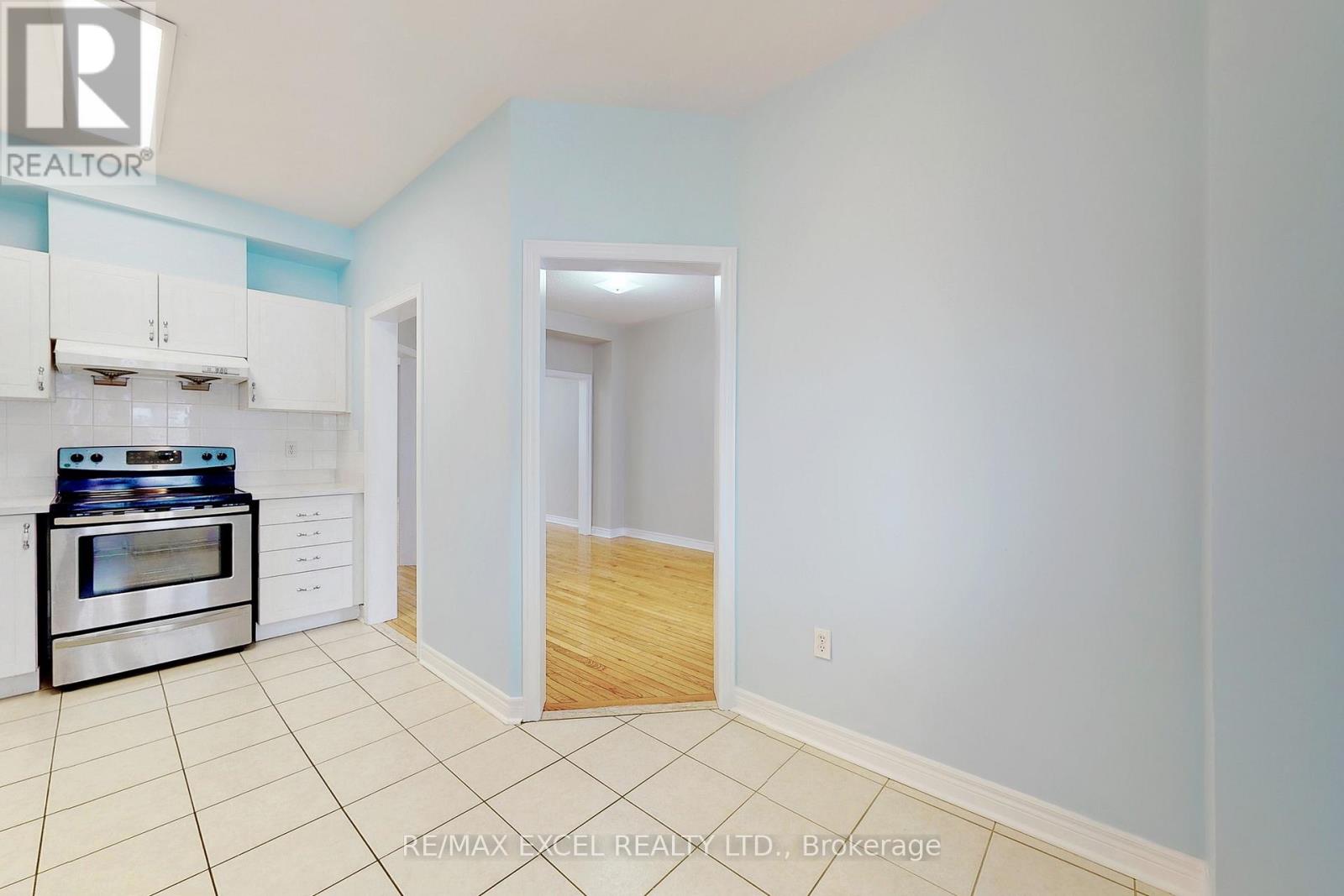 24 John Gary Drive, Markham, Ontario  L3E 5E7 - Photo 14 - N13522046