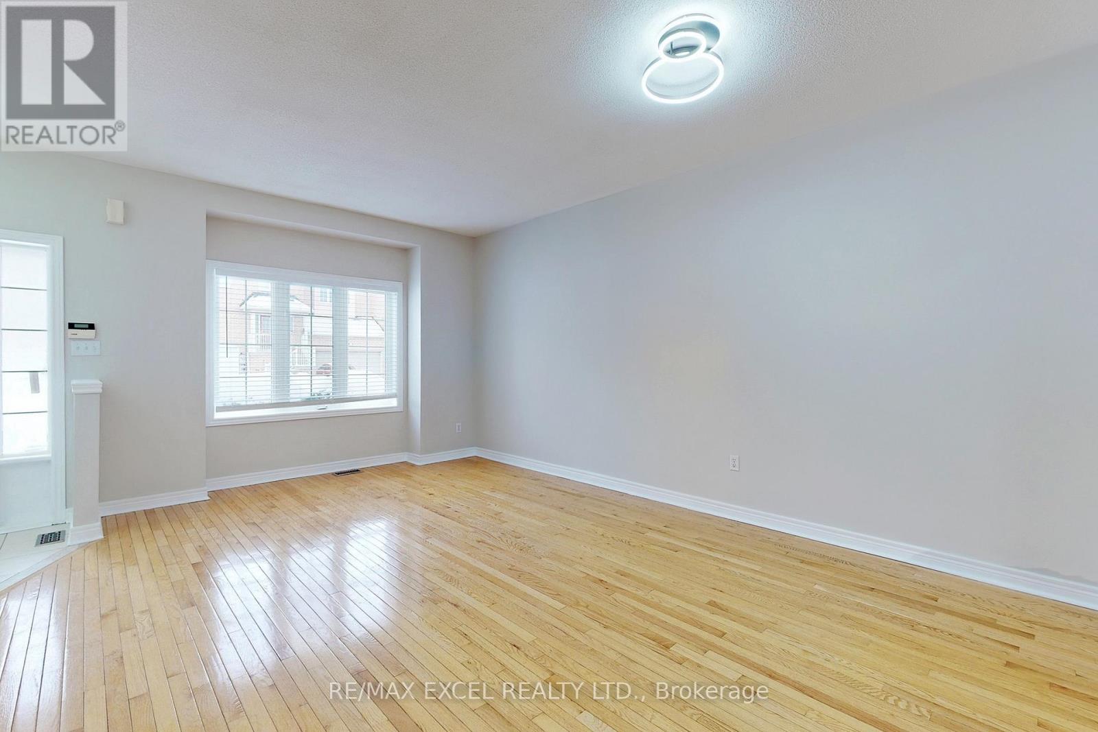24 John Gary Drive, Markham, Ontario  L3E 5E7 - Photo 4 - N13522046