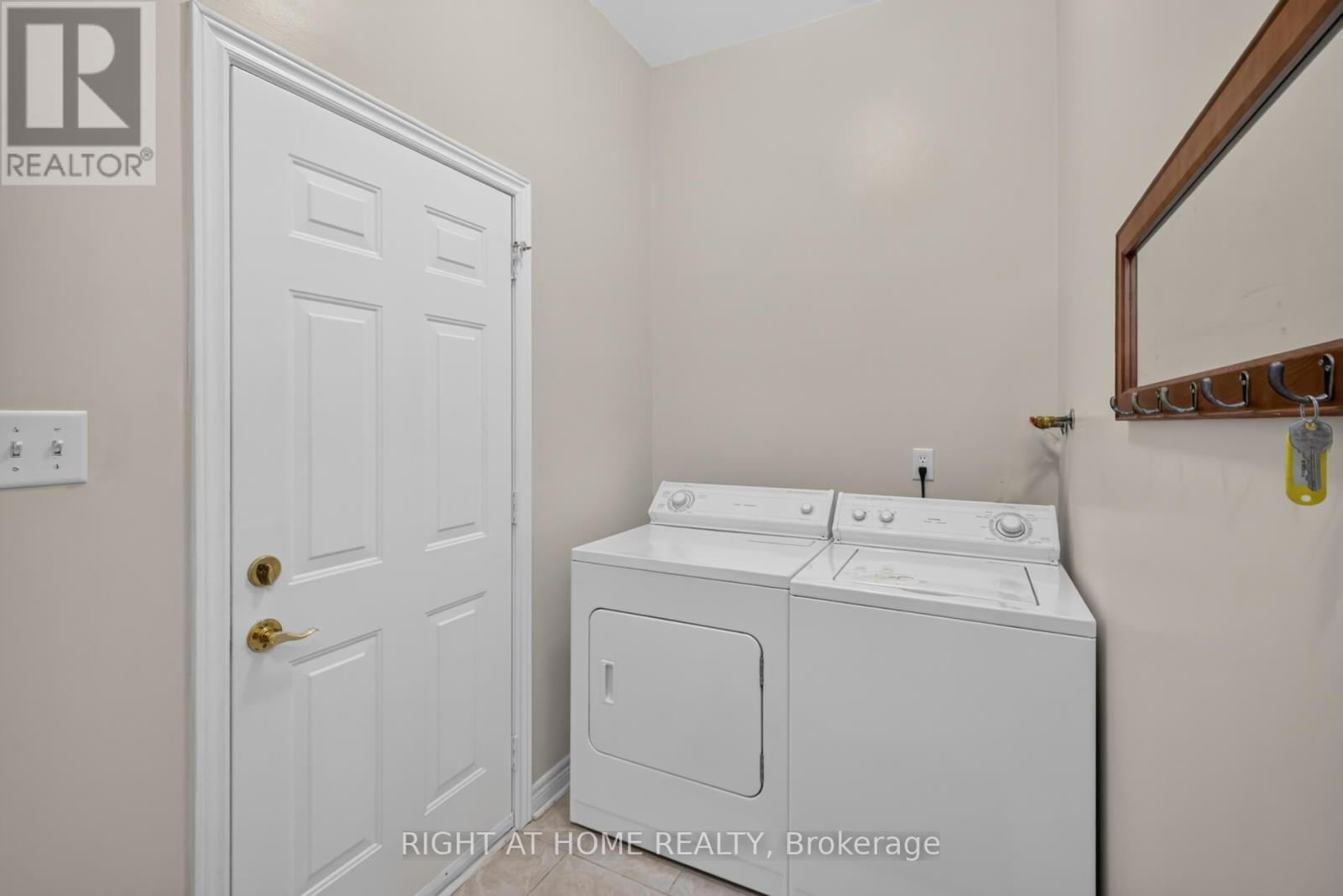 5 Orchard Park Gate, Brampton, Ontario  L6R 1W5 - Photo 24 - W13522004