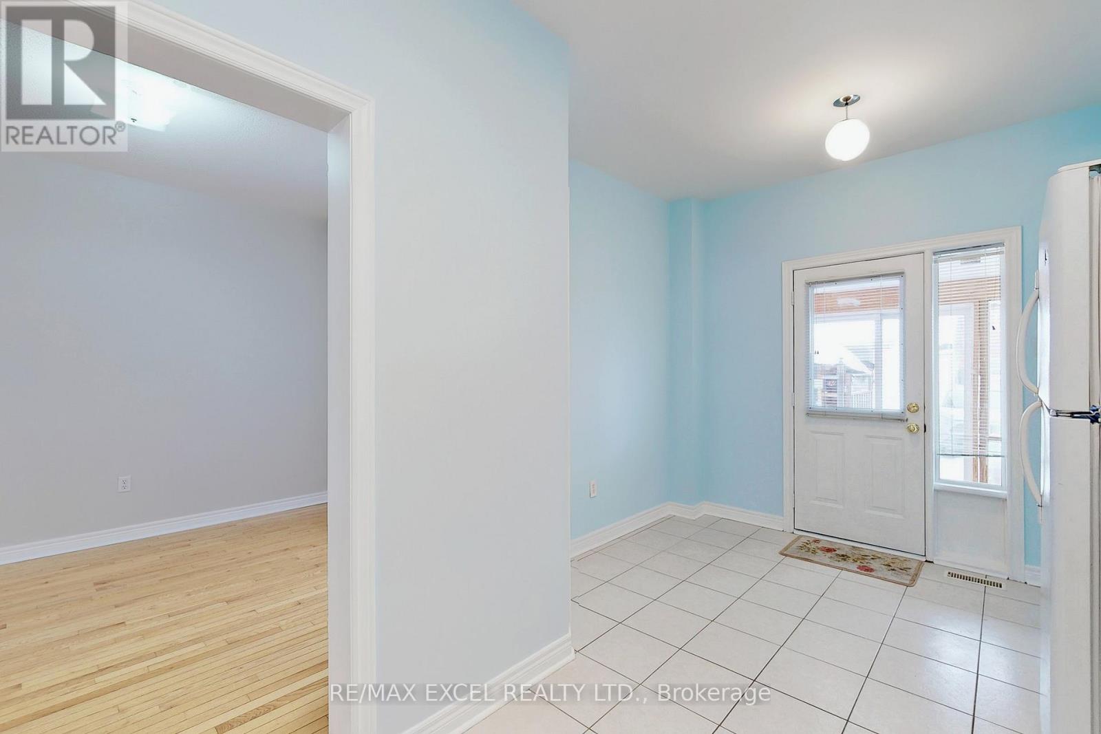 24 John Gary Drive, Markham, Ontario  L3E 5E7 - Photo 16 - N13522046