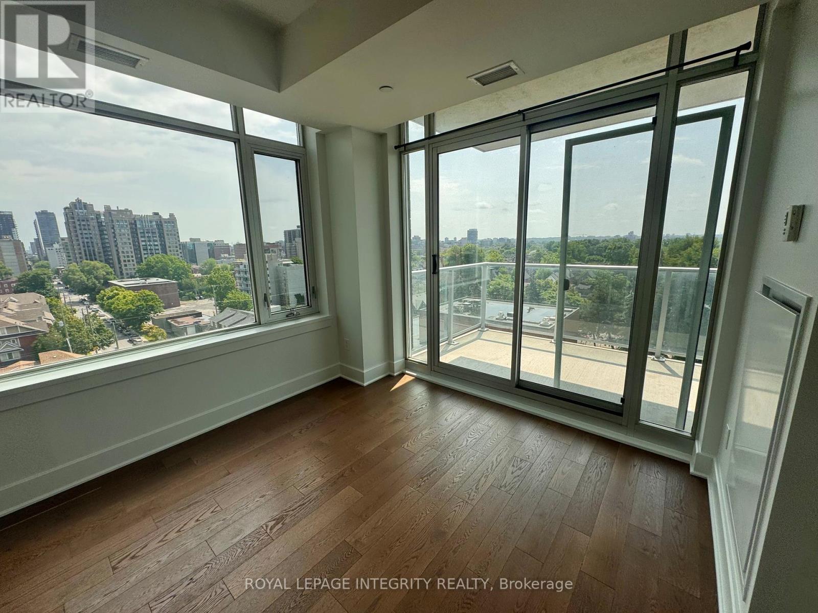 910 - 255 Bay Street, Ottawa, Ontario  K1R 0C5 - Photo 11 - X12967230
