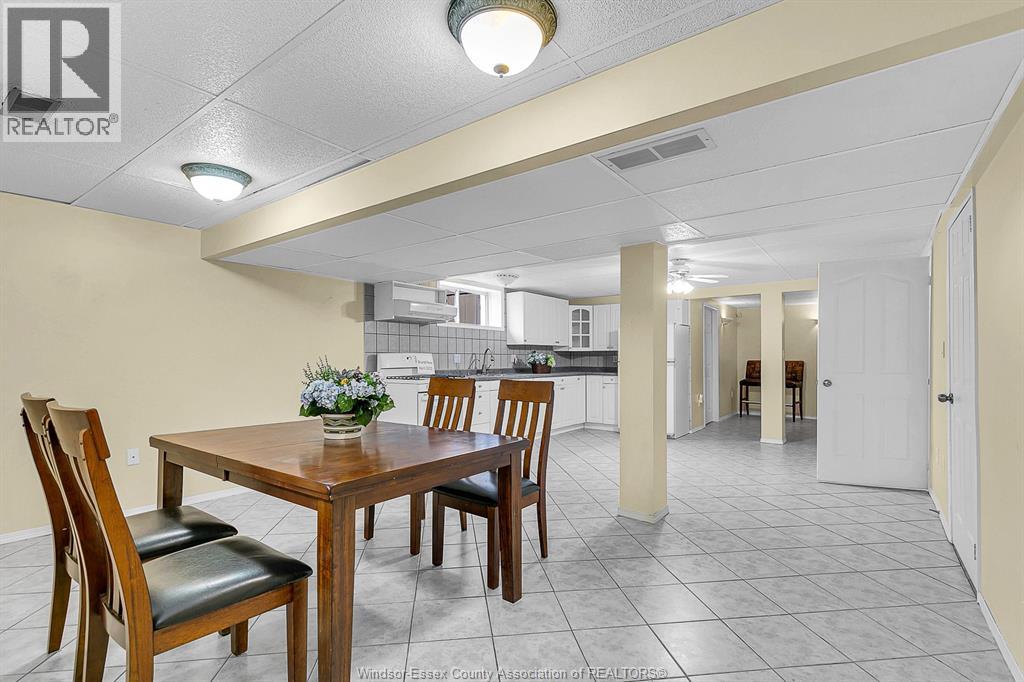 3114 Fletcher, Windsor, Ontario  N9E 4M7 - Photo 22 - 26011600