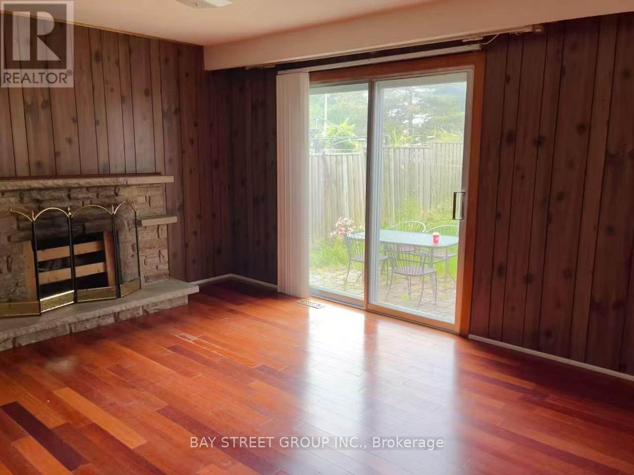 119 Shawnee Circle, Toronto, Ontario  M2H 2X9 - Photo 3 - C13522092