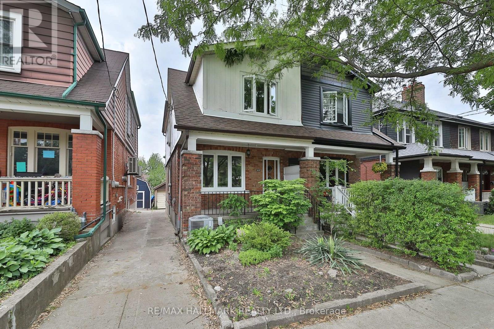 259 WOLVERLEIGH BOULEVARD, Toronto, Ontario