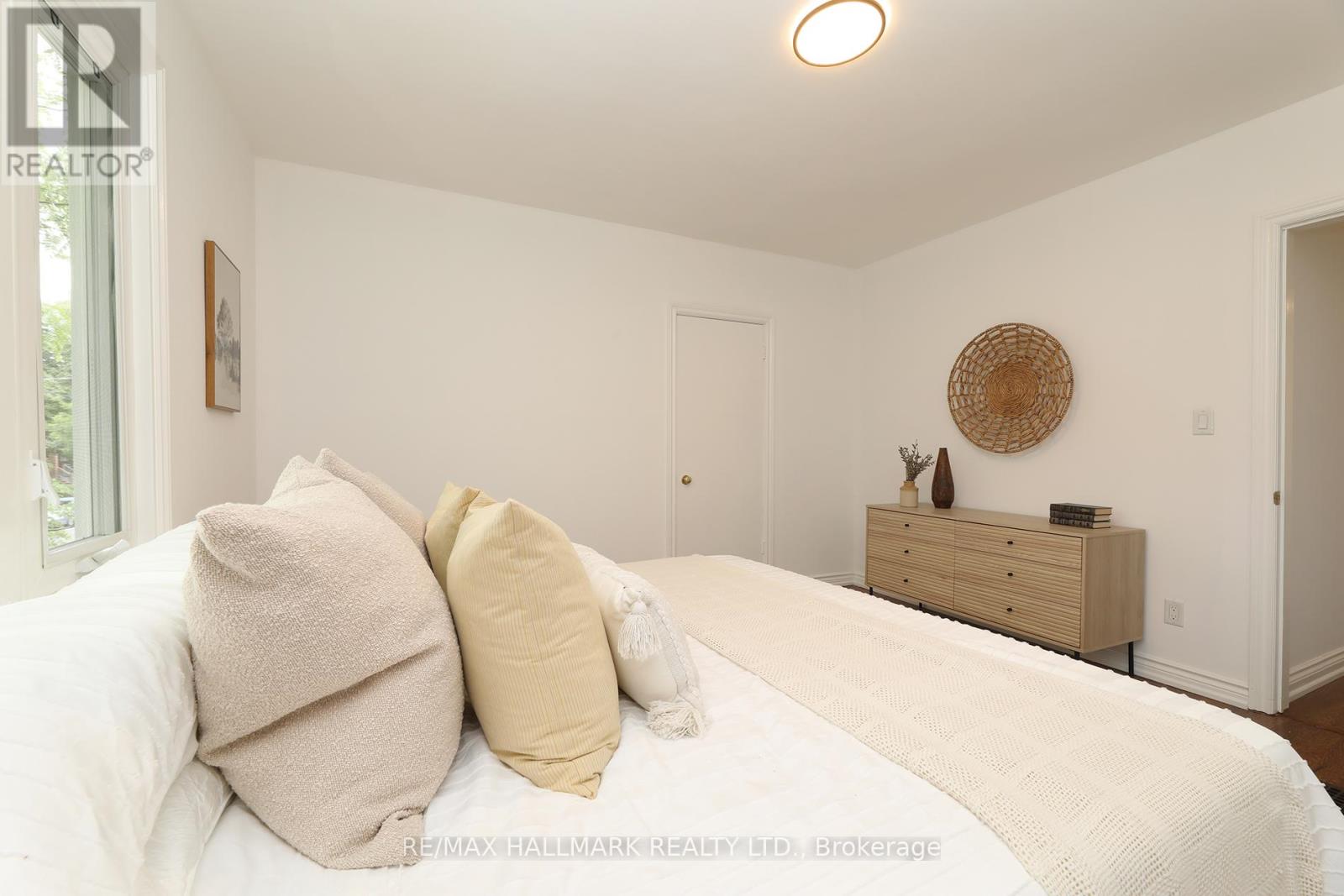 259 Wolverleigh Boulevard, Toronto, Ontario  M4C 1S3 - Photo 14 - E13522074