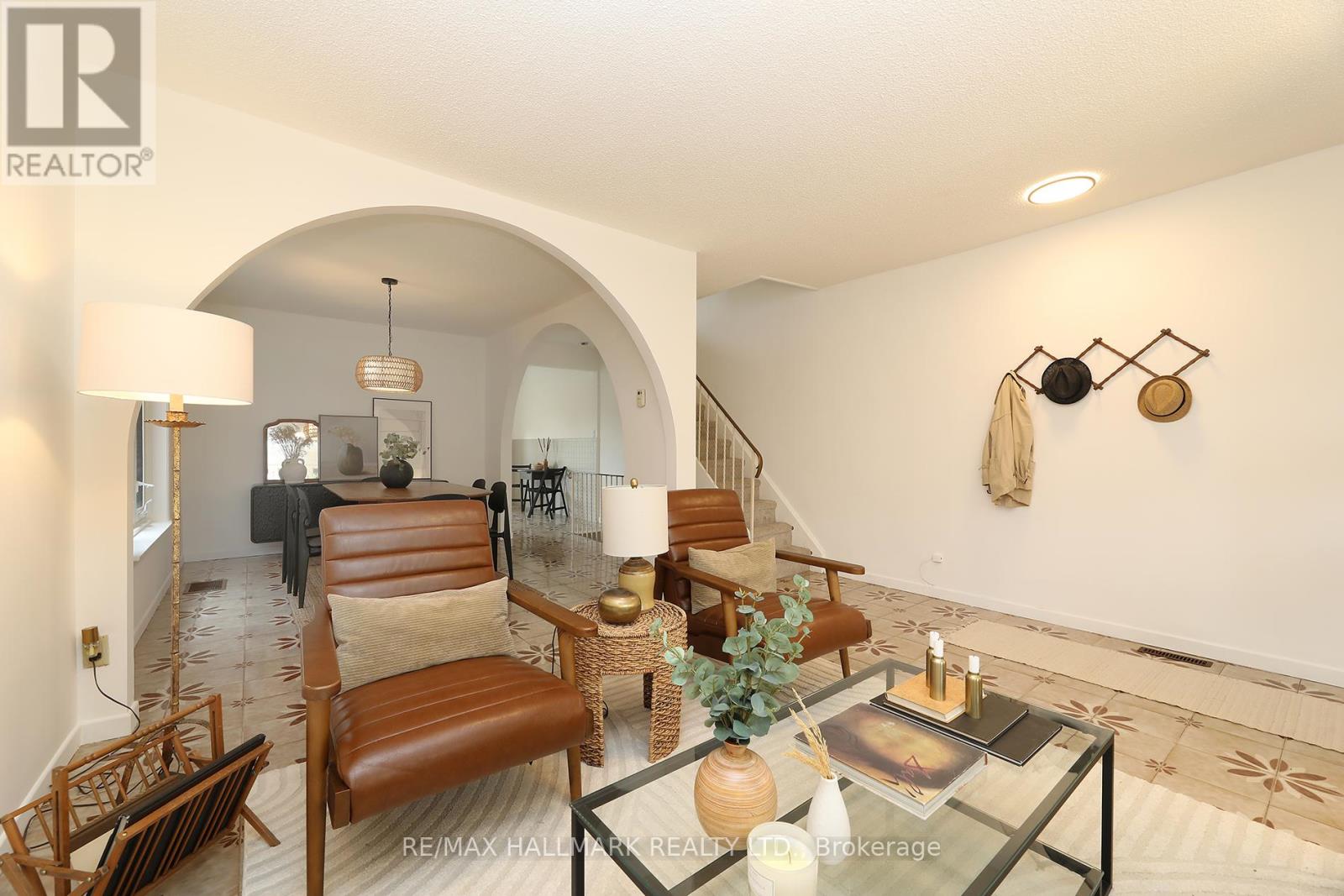 259 Wolverleigh Boulevard, Toronto, Ontario  M4C 1S3 - Photo 7 - E13522074