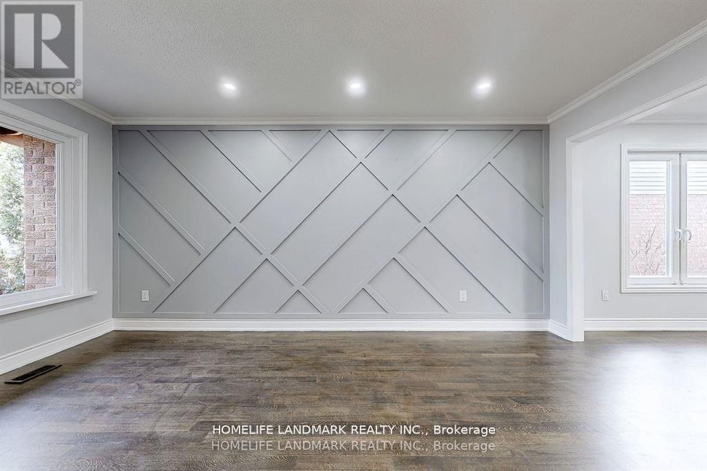 3452 Cherrington Crescent, Mississauga, Ontario  L5L 5B7 - Photo 4 - W13522096