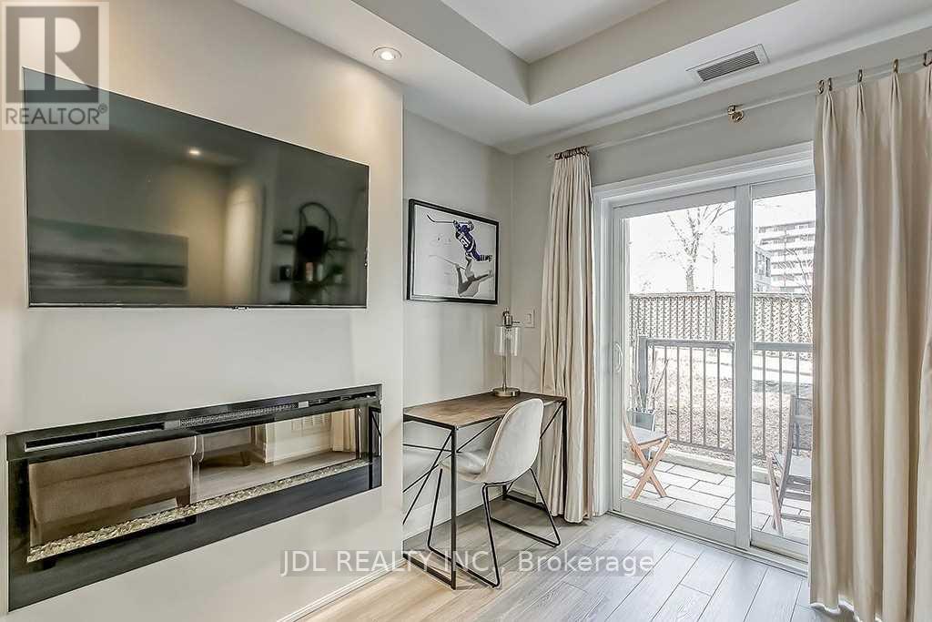 104 - 73 Washington Avenue, Oakville (Co Central), Ontario  L6K 1W5 - Photo 6 - W13522102