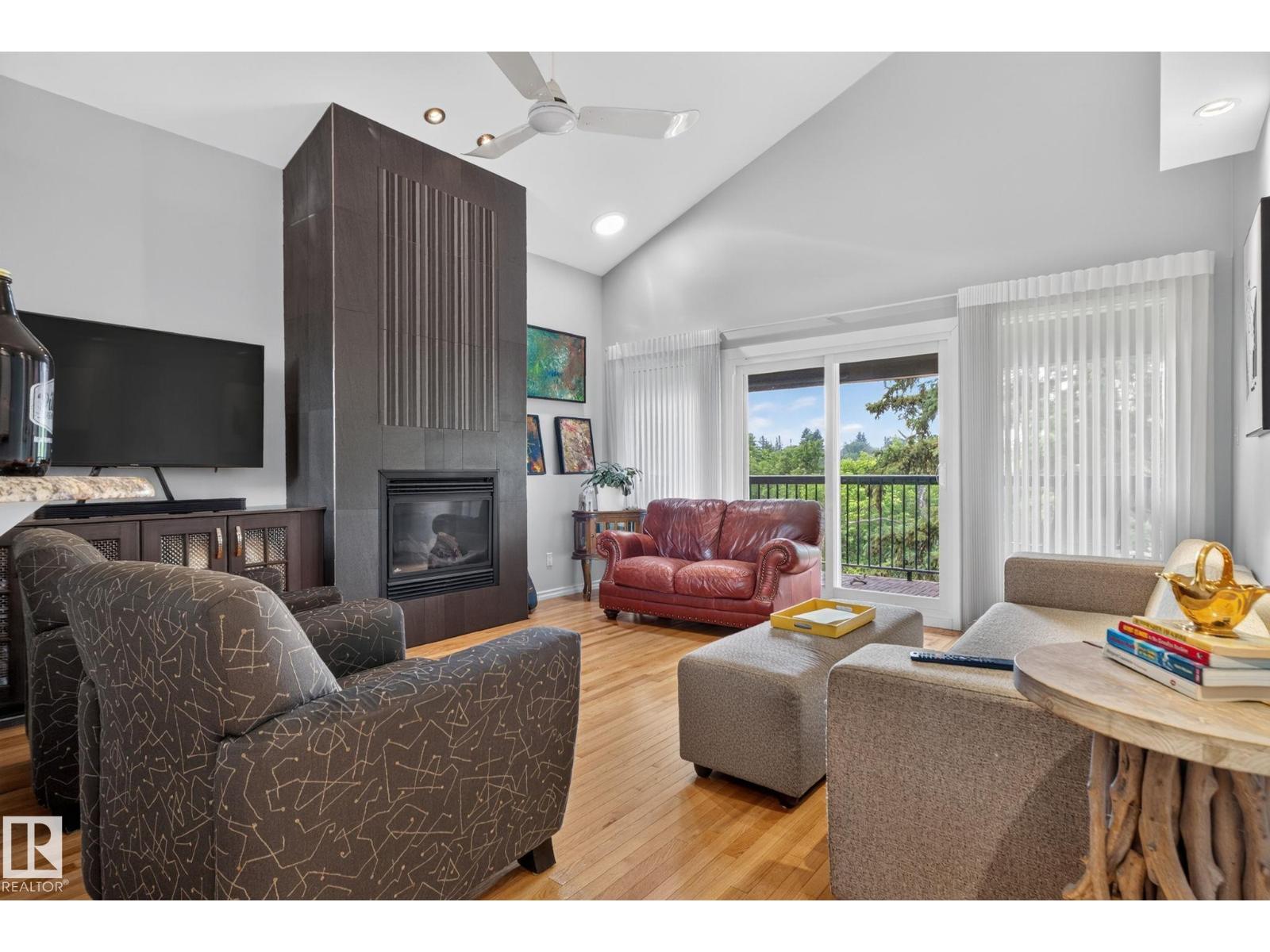 #4 9529 87 Av NW, Edmonton, Alberta  T6C 1K4 - Photo 2 - E4497087