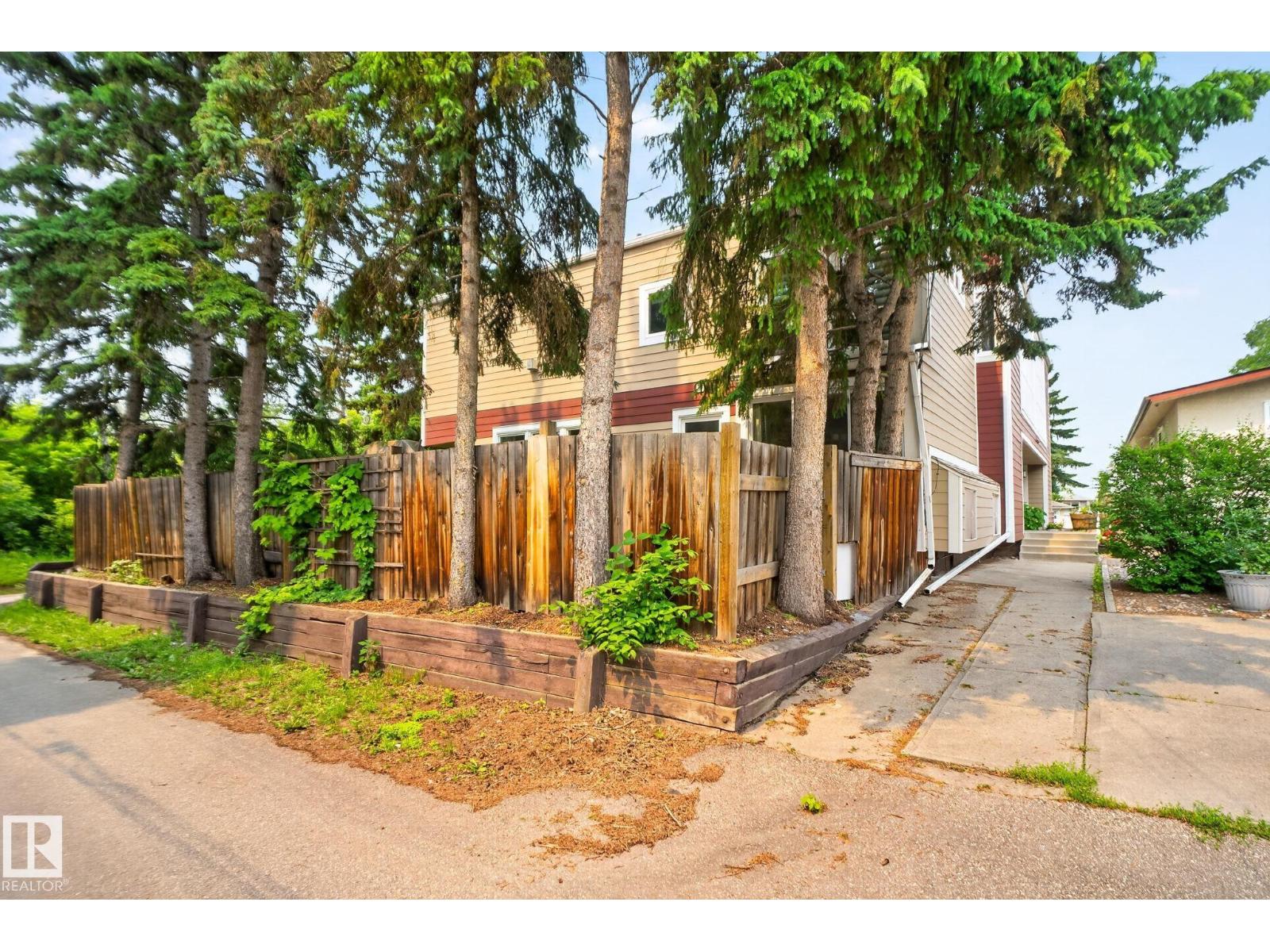 #4 9529 87 Av NW, Edmonton, Alberta  T6C 1K4 - Photo 33 - E4497087