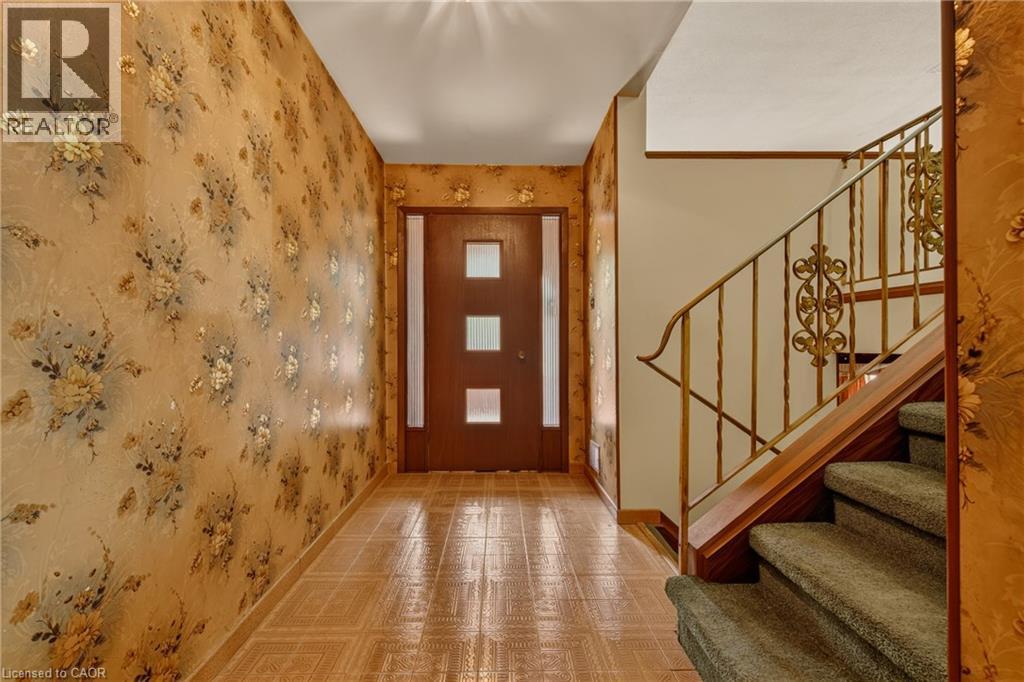 34 Windrush Crescent, Hamilton, Ontario  L8V 2K8 - Photo 11 - 40831318