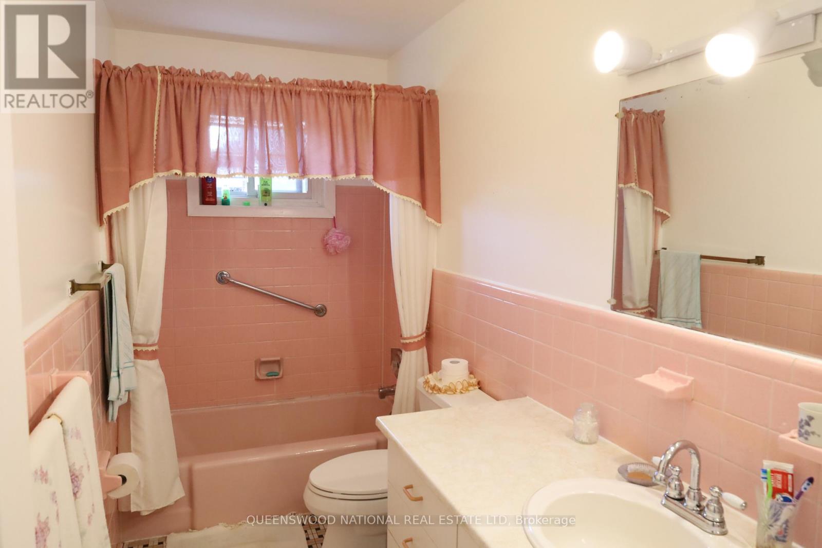 1261 Brookline Avenue, Ottawa, Ontario  K1V 6S4 - Photo 17 - X13522144