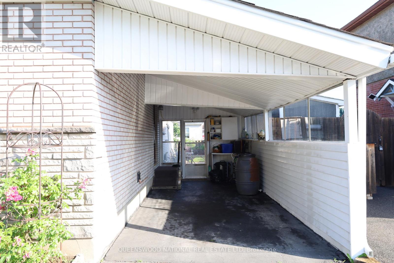 1261 Brookline Avenue, Ottawa, Ontario  K1V 6S4 - Photo 3 - X13522144
