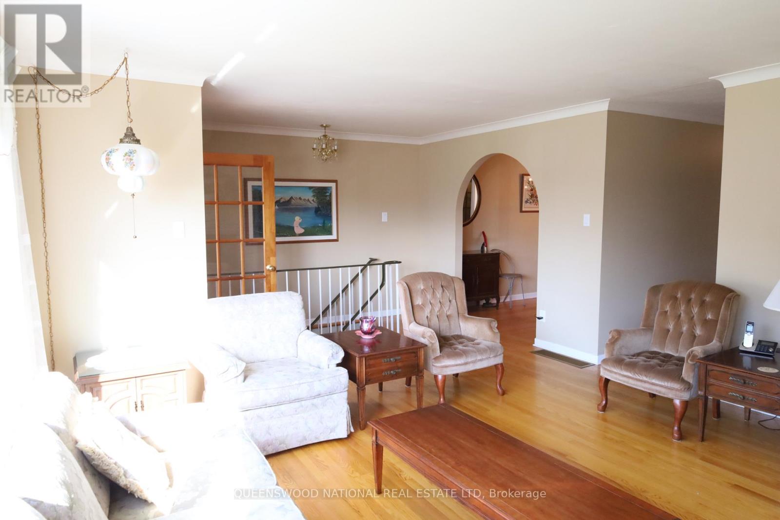 1261 Brookline Avenue, Ottawa, Ontario  K1V 6S4 - Photo 4 - X13522144