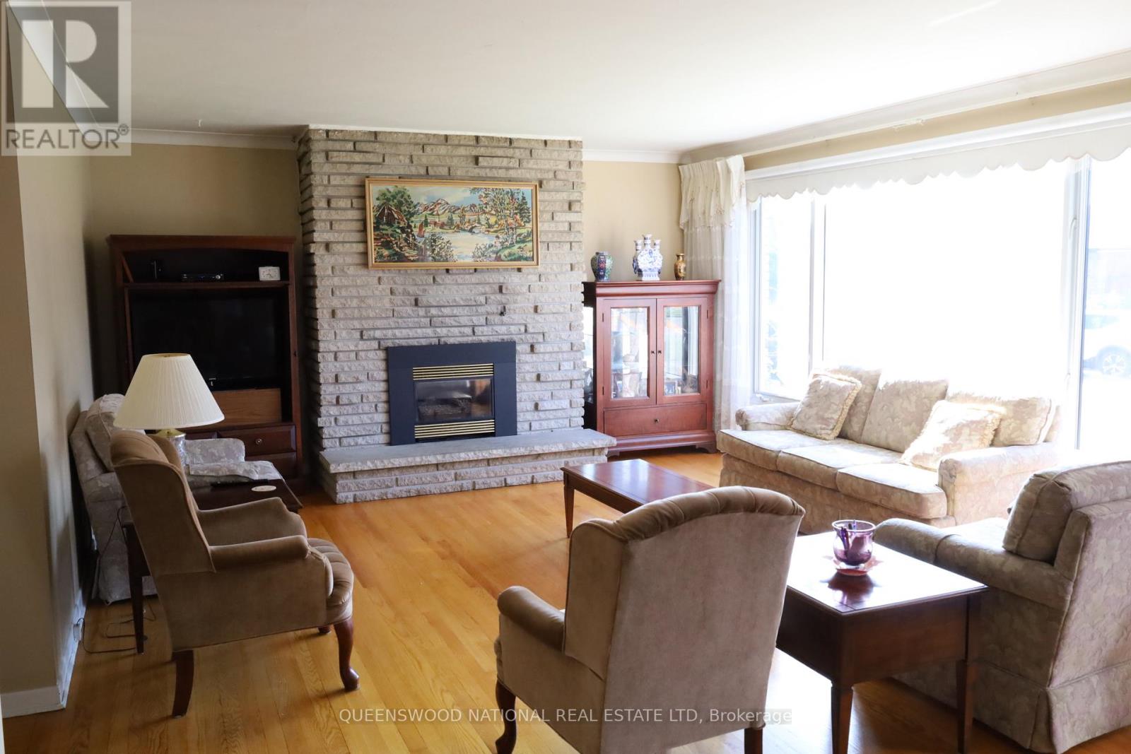 1261 Brookline Avenue, Ottawa, Ontario  K1V 6S4 - Photo 5 - X13522144