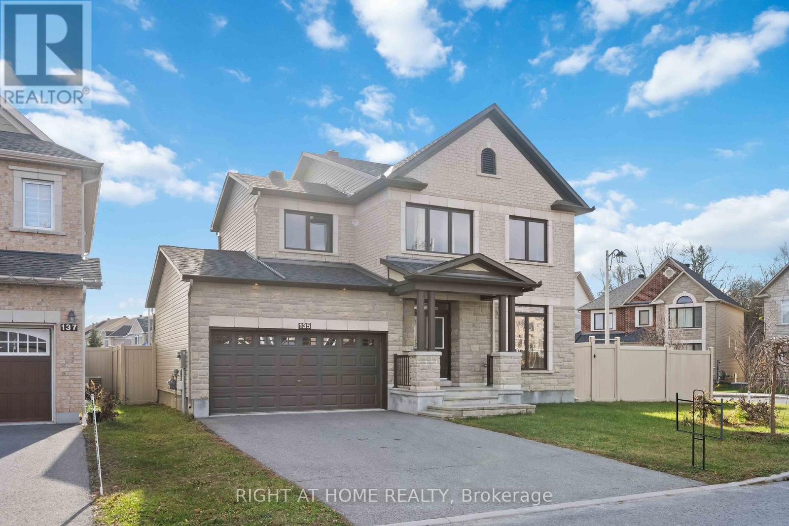 135 Piazza Circle, Ottawa, Ontario  K2J 5S2 - Photo 2 - X13522156