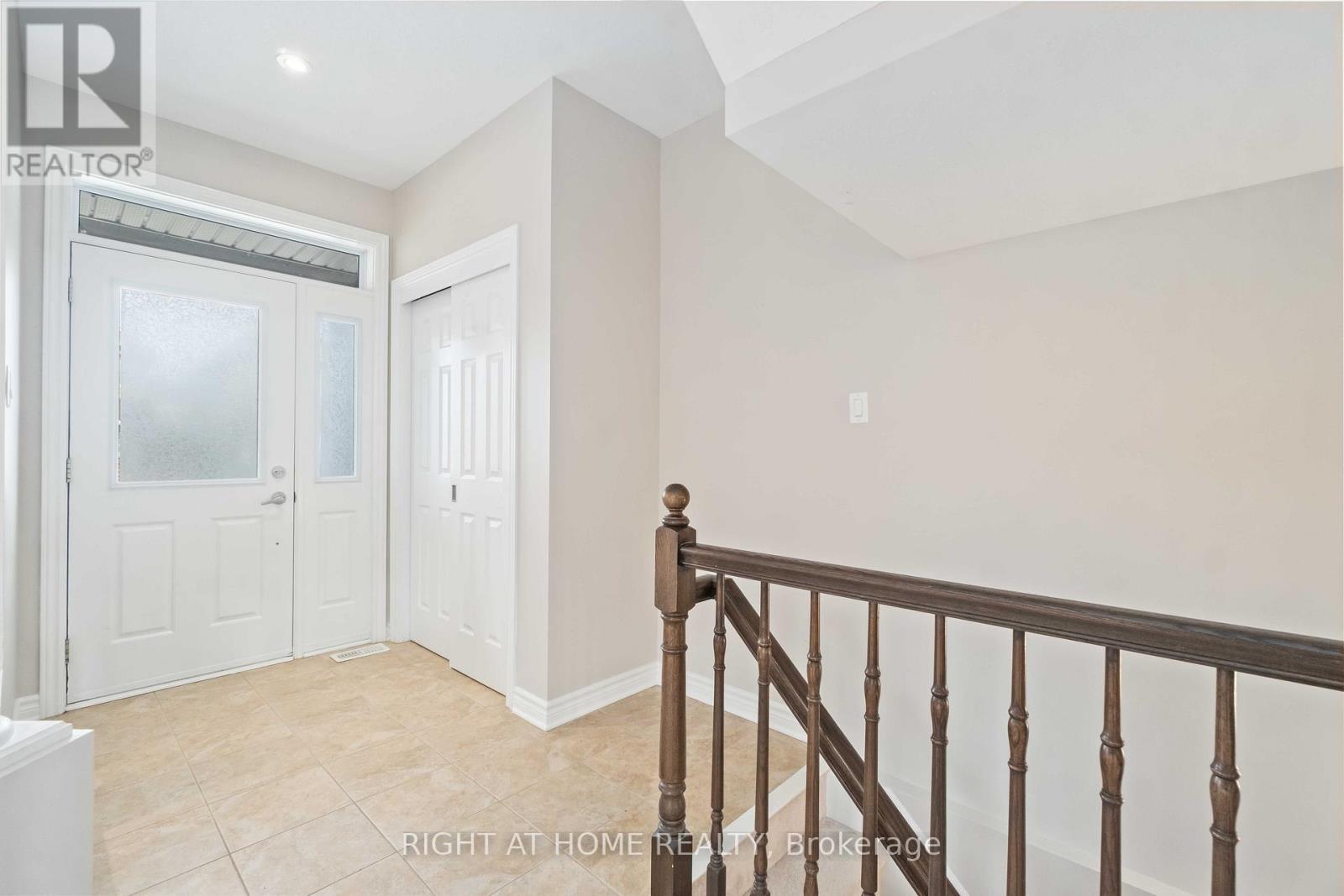135 Piazza Circle, Ottawa, Ontario  K2J 5S2 - Photo 4 - X13522156