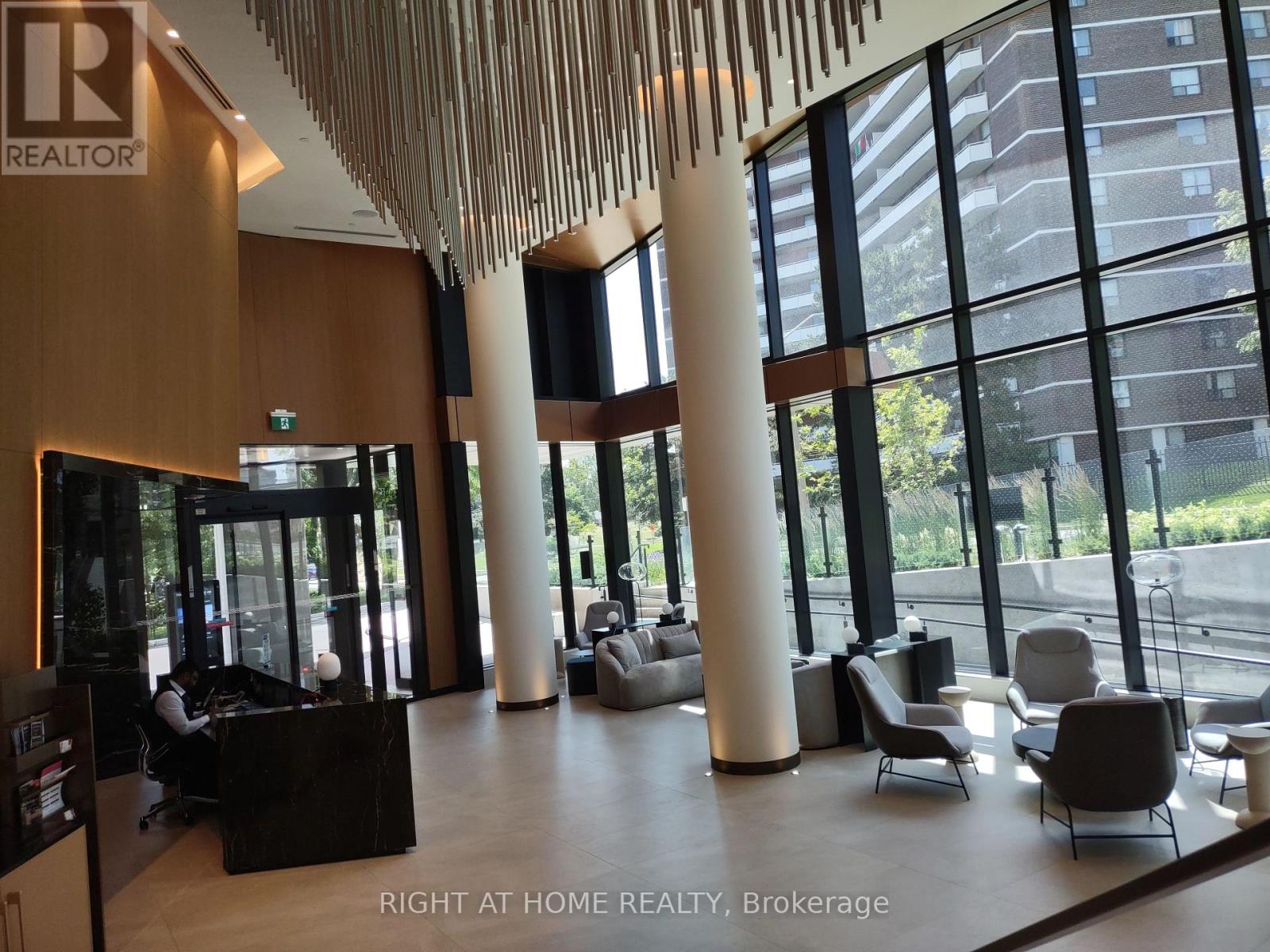 2508 - 60 Central Park Road Way, Toronto, Ontario  M9A 0E6 - Photo 2 - W13522118