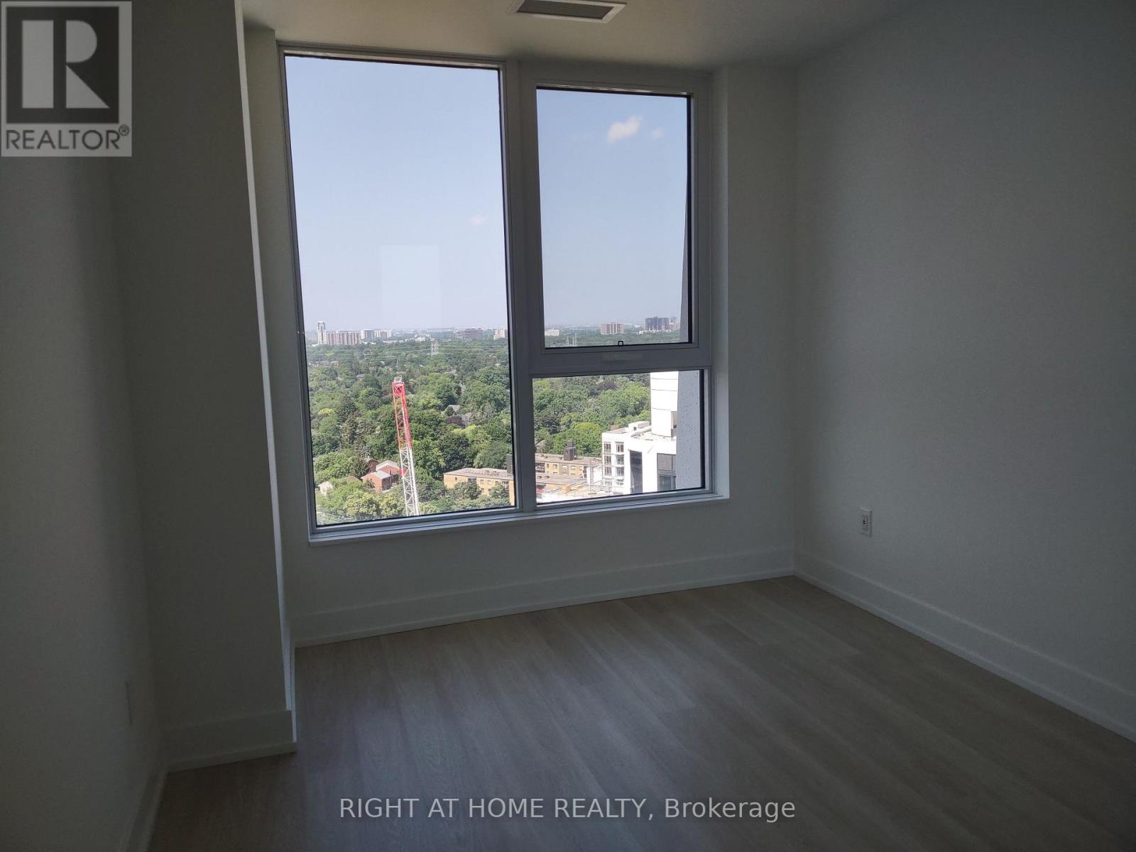 2508 - 60 Central Park Road Way, Toronto, Ontario  M9A 0E6 - Photo 8 - W13522118