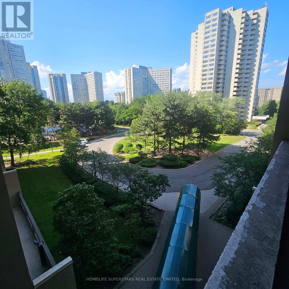 506 - 3590 Kaneff Crescent, Mississauga, Ontario  L5A 3X3 - Photo 2 - W13522122