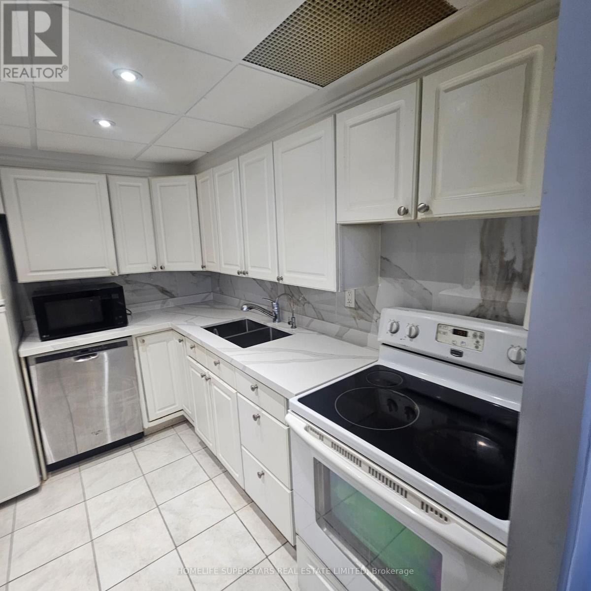 506 - 3590 Kaneff Crescent, Mississauga, Ontario  L5A 3X3 - Photo 29 - W13522122
